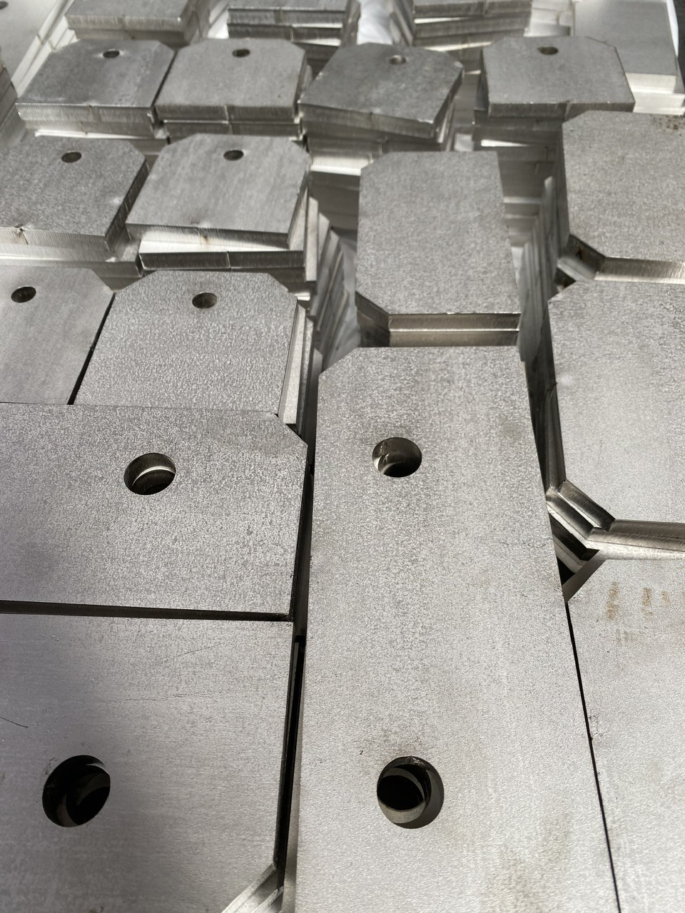 Gia công cắt laser theo bản vẽ 316-304-201