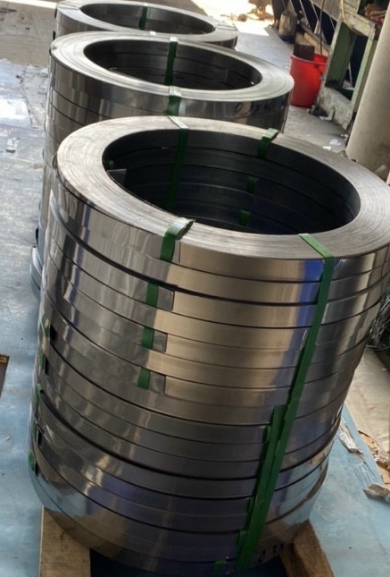 Xả băng cuộn inox